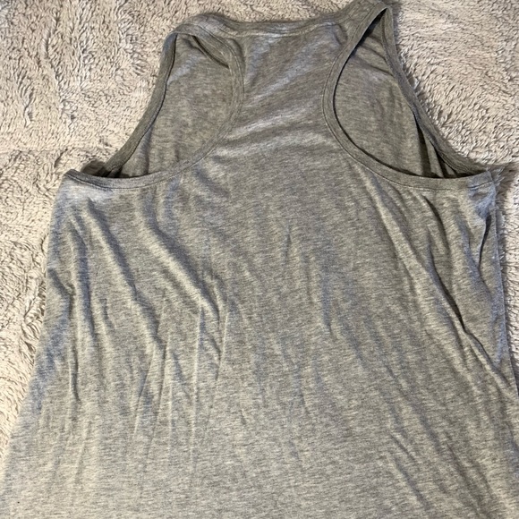 Nike tank top - Picture 2 of 3